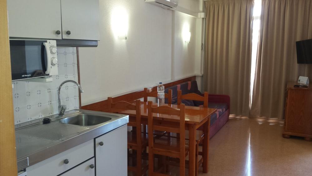 Mar Blau Apartamentos Калелья Экстерьер фото