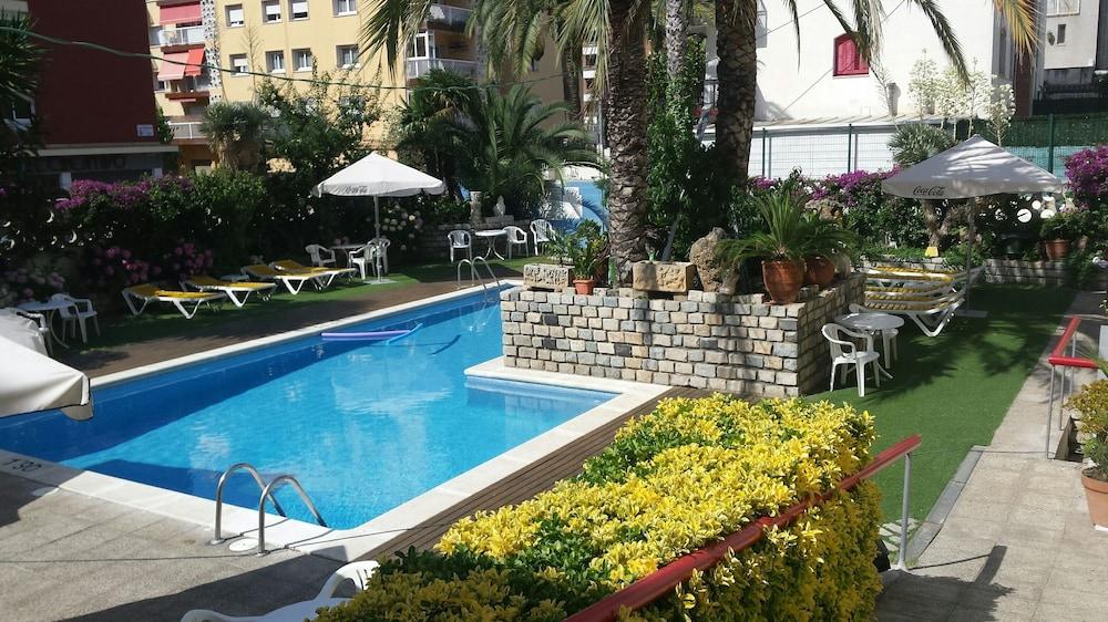 Mar Blau Apartamentos Калелья Экстерьер фото
