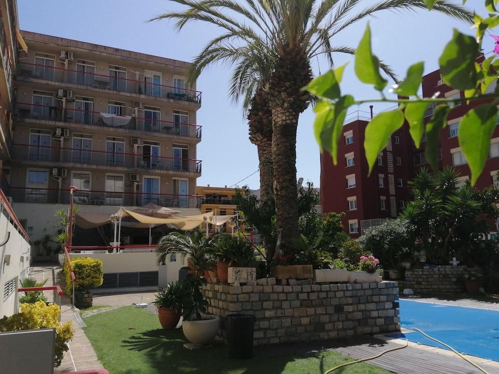 Mar Blau Apartamentos Калелья Экстерьер фото